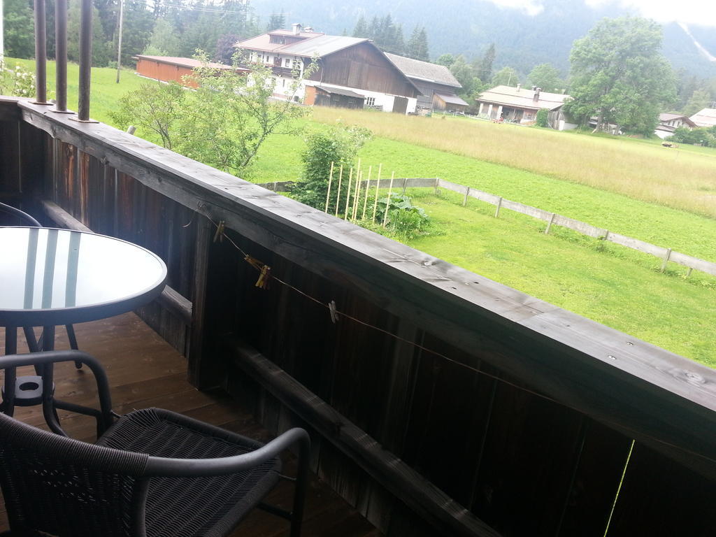 Bed and Breakfast Haus Karwendelblick Leutasch Exterior foto