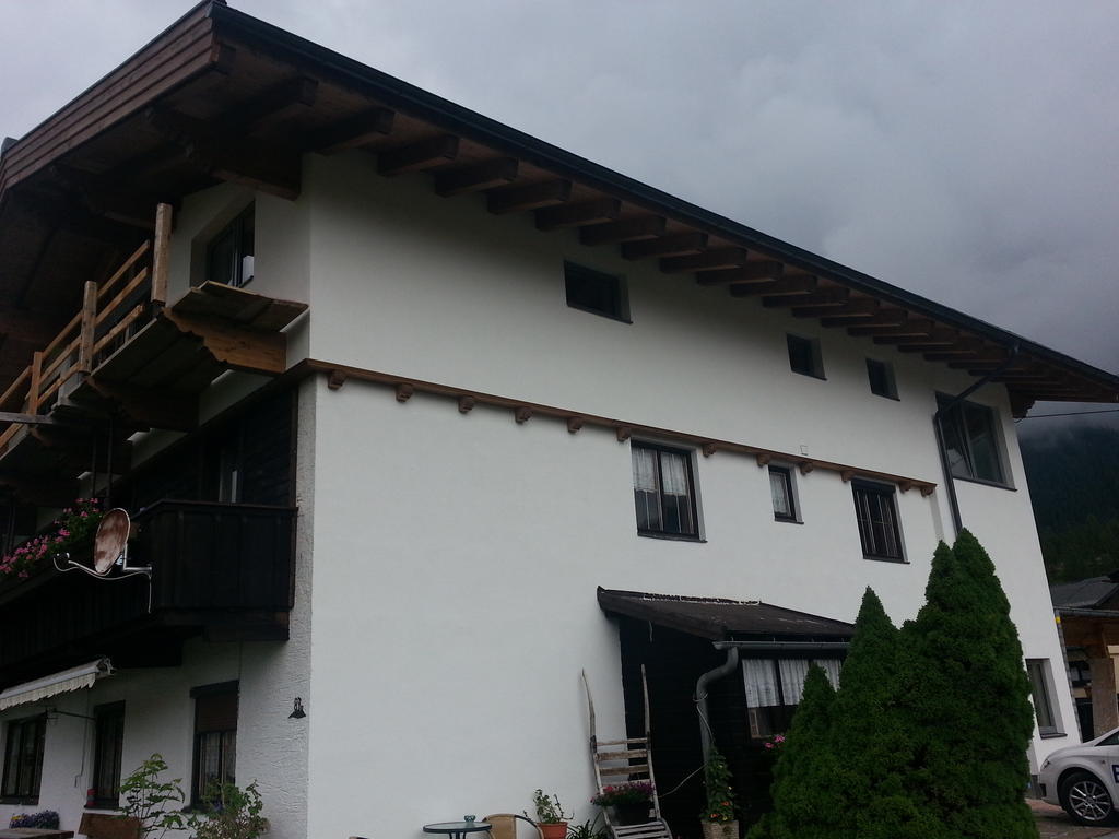 Bed and Breakfast Haus Karwendelblick Leutasch Exterior foto